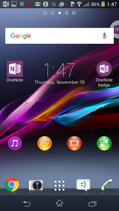 Екранна снимка на началния екран на Android със значка на OneNote.
