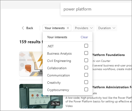 Екранна снимка на Viva Learning с осветяване на филтъра "Вашите интереси" за съдържание под лентата за търсене.