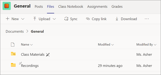 Раздел "Файлове" на екип на клас с папка "Записи"