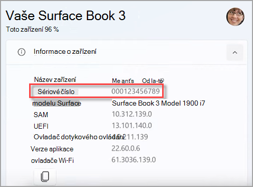 Vyhledání sériového čísla zařízení Surface v aplikaci Surface