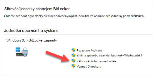 Aplikace Spravovat nástroj BitLocker Encryption se šipkou ukazující na možnost zálohování obnovovacího klíče nástroje BitLocker.