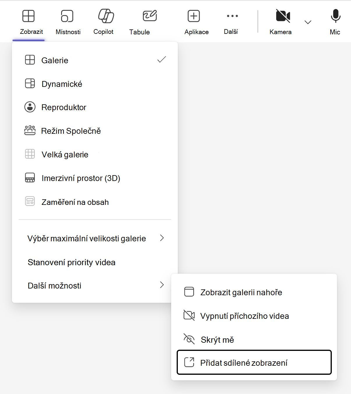 Přepínač zobrazení označený tlačítkem Zobrazit v řádku nabídek schůzky Teams obsahuje možnost pro přidání sdíleného režimu zobrazení v podnabídce Další možnosti.