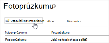 Snímek obrazovky se stránkou průzkumu se zvýrazněnou možností Odpovědět na tento průzkum