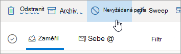 Snímek obrazovky s tlačítkem nevyžádané pošty ve službě Outlook.com