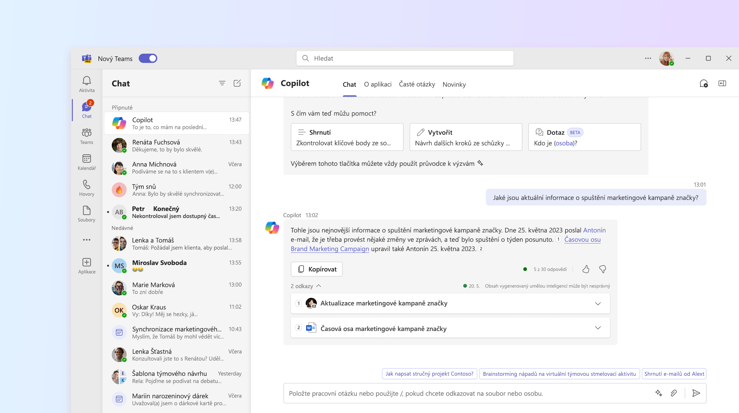 Snímek obrazovky ukazuje aplikaci Microsoft 365 Copilot v Teams.