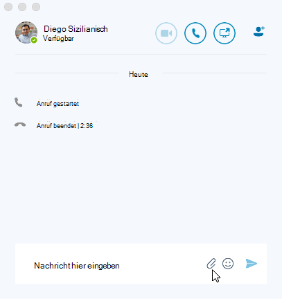 Screenshot des Chatnachrichtfensters mit dem Cursor auf dem Symbol "Datei senden".