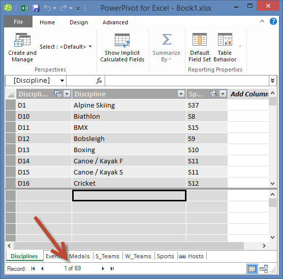 Power Pivot displays the number of records