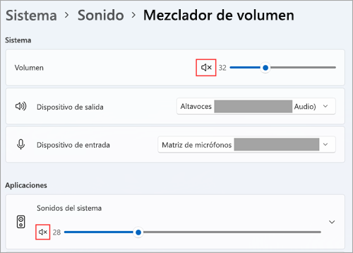Ve el volumen y los dispositivos de audio predeterminados en el mezclador de volumen de Windows 11.