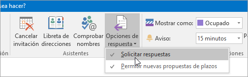 Captura de pantalla del botón Solicitar respuestas en Outlook 2016 para Windows