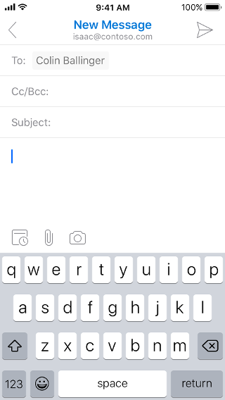 Se muestra una pantalla de iOS con un borrador de correo electrónico. Debajo del borrador hay tres botones: Calendario, Datos adjuntos y Cámara.