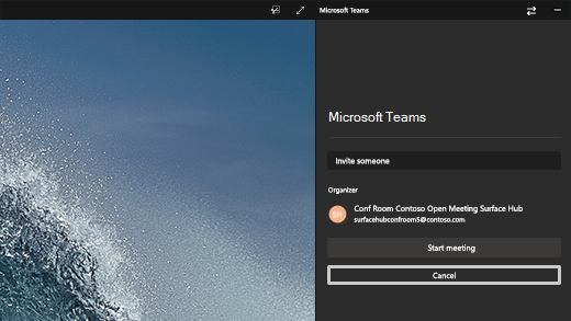 Muestra el correo electrónico de una Surface Hub en Teams en "organizador de la reunión".