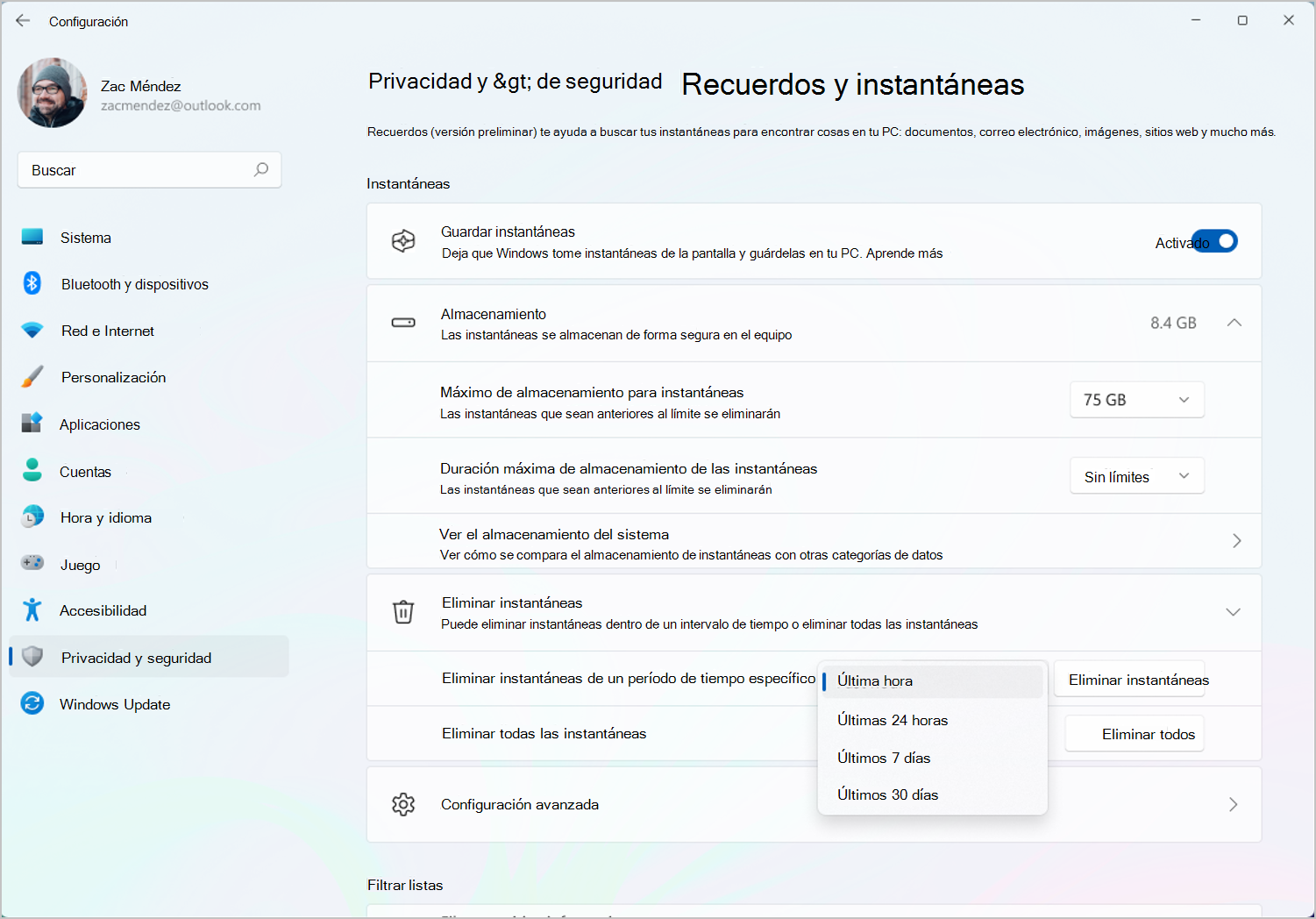 Captura de pantalla de las opciones de almacenamiento en la página de instantáneas de Recuerdos & en la configuración de Windows