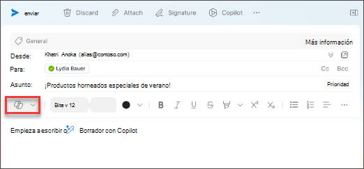 Opción de menú "Borrador con Copilot" en Outlook para Mac.