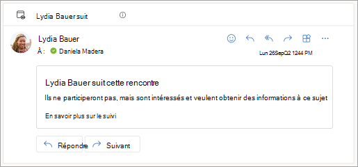 Capture d’écran montrant la réponse par e-mail indiquant que le participant suit la réunion