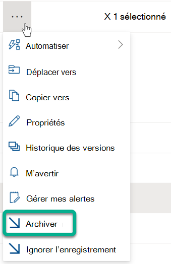 L’option Archiver se trouve dans le menu trois points situé au-dessus de la liste de fichiers de SharePoint Bibliothèque.