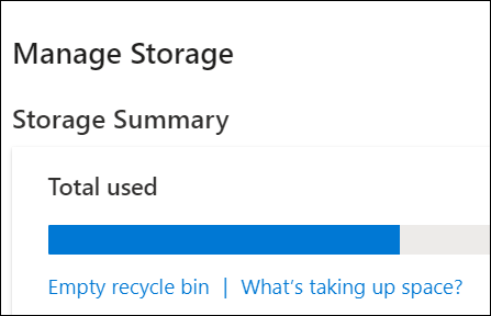 La fenêtre OneDrive Manage Storage indique l'espace total utilisé, la corbeille et la possibilité de visualiser les fichiers volumineux et les photos.