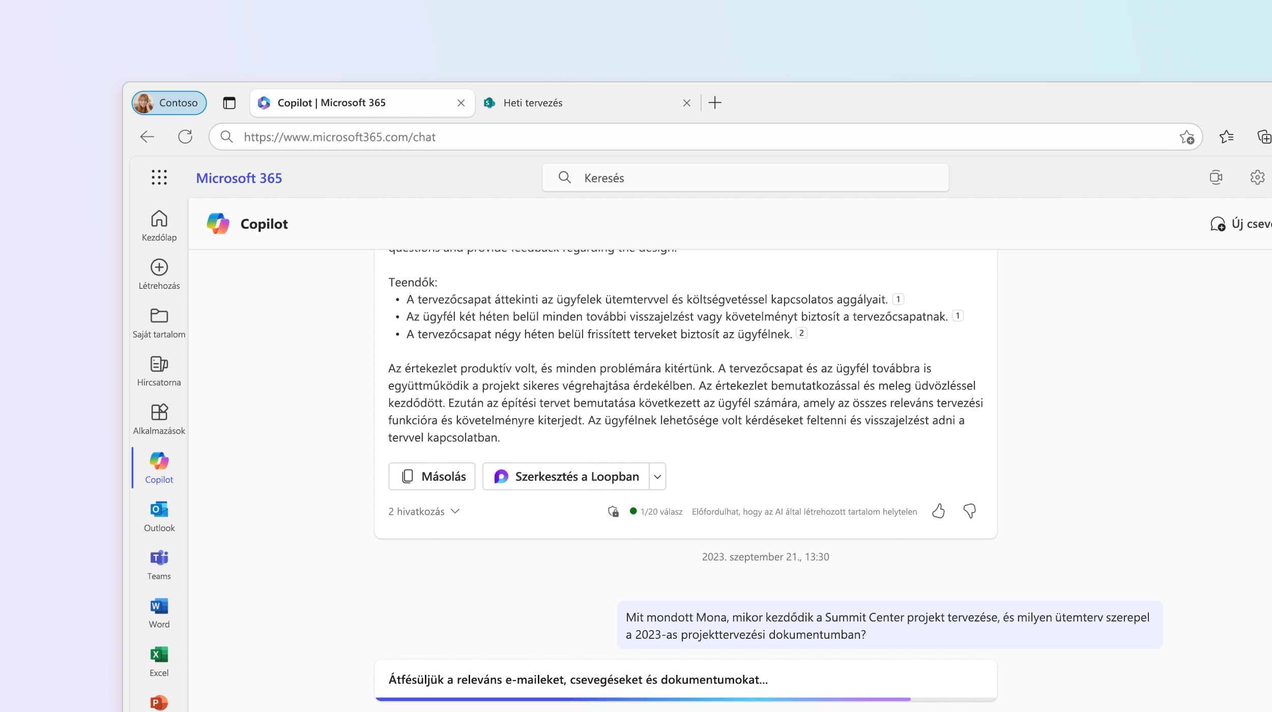 Képernyőkép a Microsoft 365 Chat szolgáltatásról, amint egy projekttervezéssel kapcsolatos kérdésre válaszol.