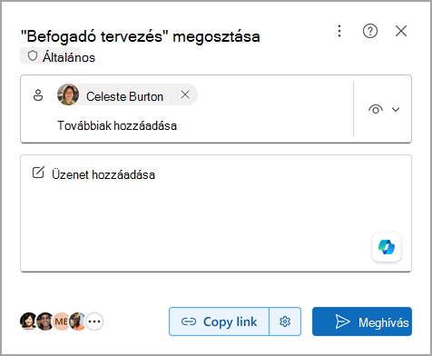 Dokumentum megosztása a Microsoft Word webes felületén a Copilot-összefoglalás gombbal.