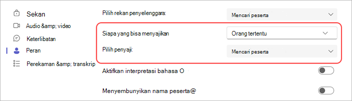 Cuplikan layar memperlihatkan cara memilih penyaji dalam rapat Teams.