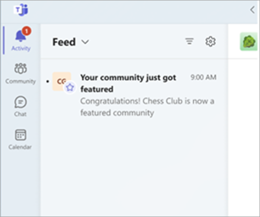 Screenshot di un messaggio in-app sul desktop che informa il proprietario di una community tramite il feed attività (gratuito) di Microsoft Teams che la sua community è ora una community in primo piano.