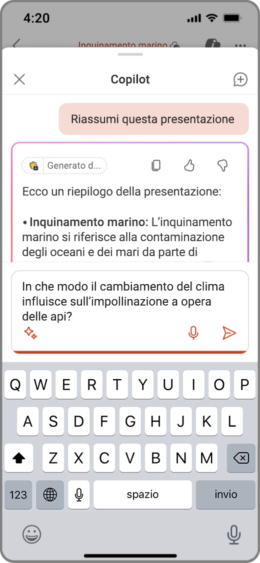 Screenshot di Copilot in PowerPoint nel dispositivo iOS con un prompt nella casella di composizione