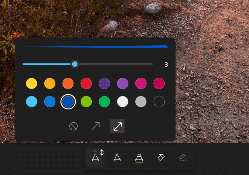 ペンの色、線の幅、矢印オプションを含むマークアップ ツール メニューを表示します。