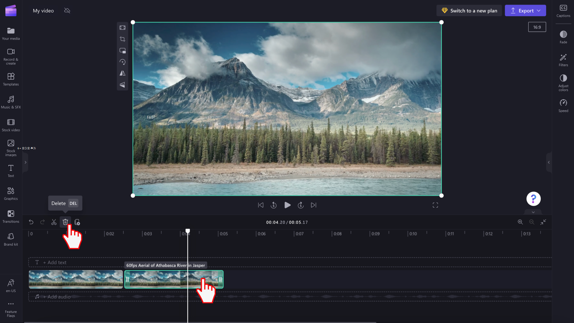 전환 메뉴가 열려 있는 Clipchamp 비디오 편집기의 비디오 프로젝트 이미지입니다.