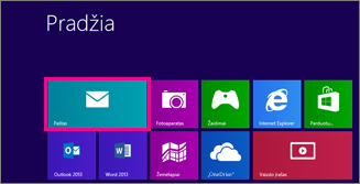 „Windows 8“ pradžios puslapis, kuriame matosi pašto plytelė