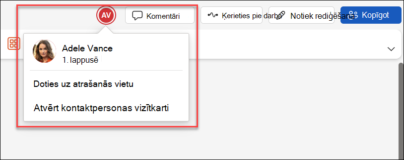 Ekrānuzņēmums, kurā redzams līdzstrādnieks vienā failā