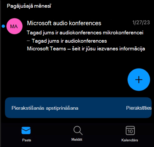 Iesūtne programmas Outlook mobilajā versijā, kas rāda reklāmkarogu ekrāna apakšdaļā ar pogu Pierakstīties.