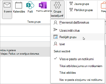 Lentē atlasiet Grupas iestatījumi un > Rediģēt grupu
