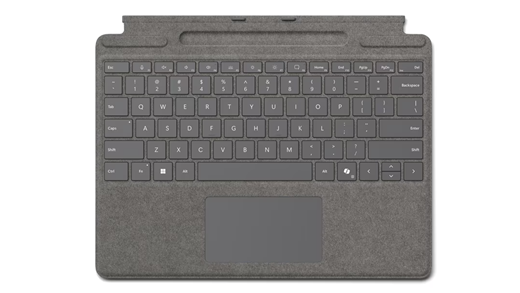 Surface Pro tastatūra ar pildspalvas krātuvi darbam platē.