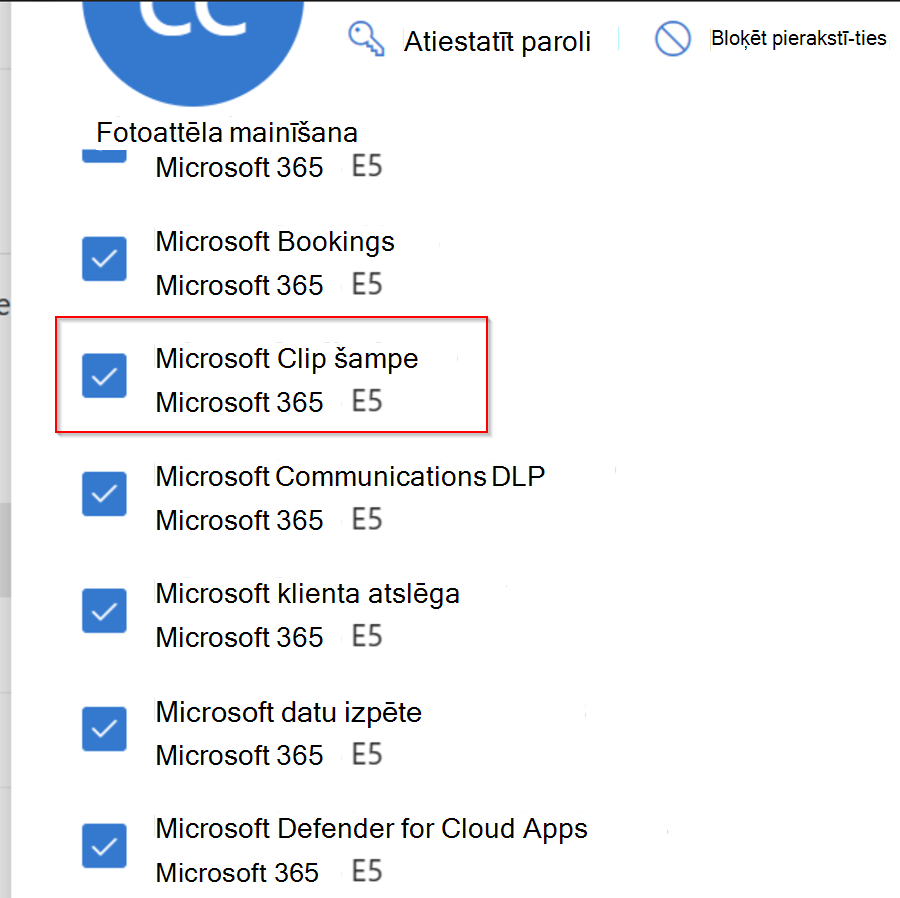 Clipchamp ir redzams kā pakalpojums Microsoft 365 organizācijas lietotājam piešķirto programmu un licenču sarakstā