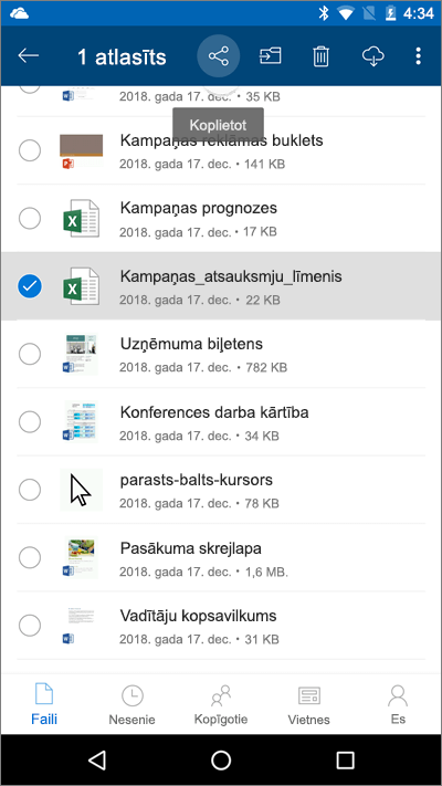 OneDrive mobilās lietojumprogrammas ar atlasītu failu un izceltu augšupielādes ikonu ekrānuzņēmums