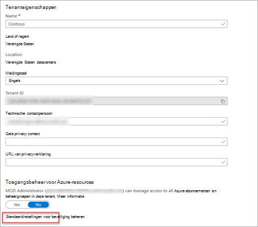 Het scherm Tenanteigenschappen van Azure Active Directory met de koppeling Standaardinstellingen voor beveiliging beheren gemarkeerd.