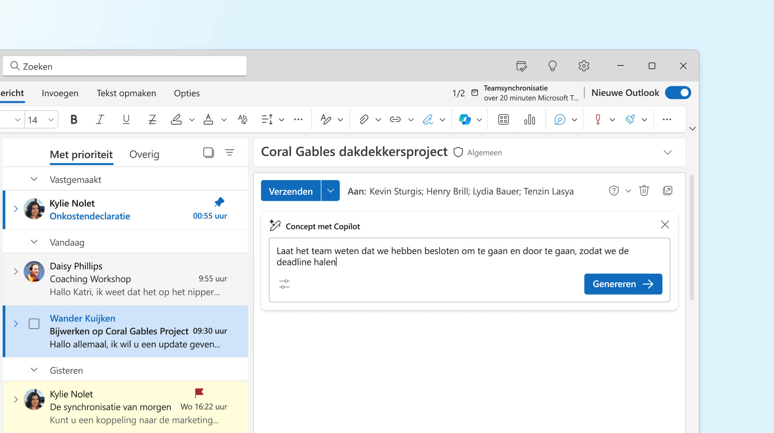 Schermopname van Copilot in Outlook waarin een e-mailbericht wordt opgesteld.