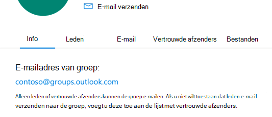 Vertrouwde afzenders toevoegen aan een Outlook.com-groep.
