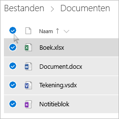 Schermafbeelding van het selecteren van alle bestanden en mappen in OneDrive