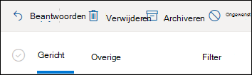 Een schermopname van de tabbladen Prioriteit en Overige boven aan een Outlook.com postvak.