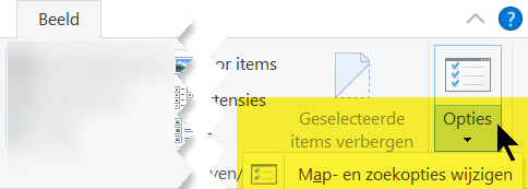 Ga naar het tabblad Weergave en selecteer aan de rechterkant de optie Map wijzigen en zoekopties.