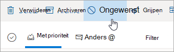 Schermafbeelding van de knop Ongewenste e-mail in Outlook.com.