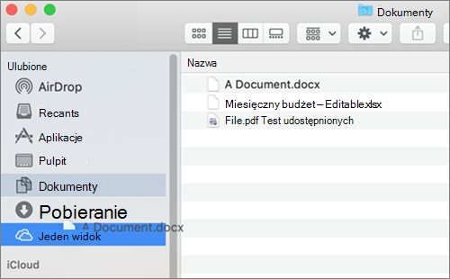 Okno programu Mac Finder przedstawiające funkcję przeciągania i upuszczania na potrzeby przenoszenia plików