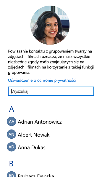 Zrzut ekranu przedstawiający listę, za pomocą której można połączyć kontakty z grupowaniami twarzy.