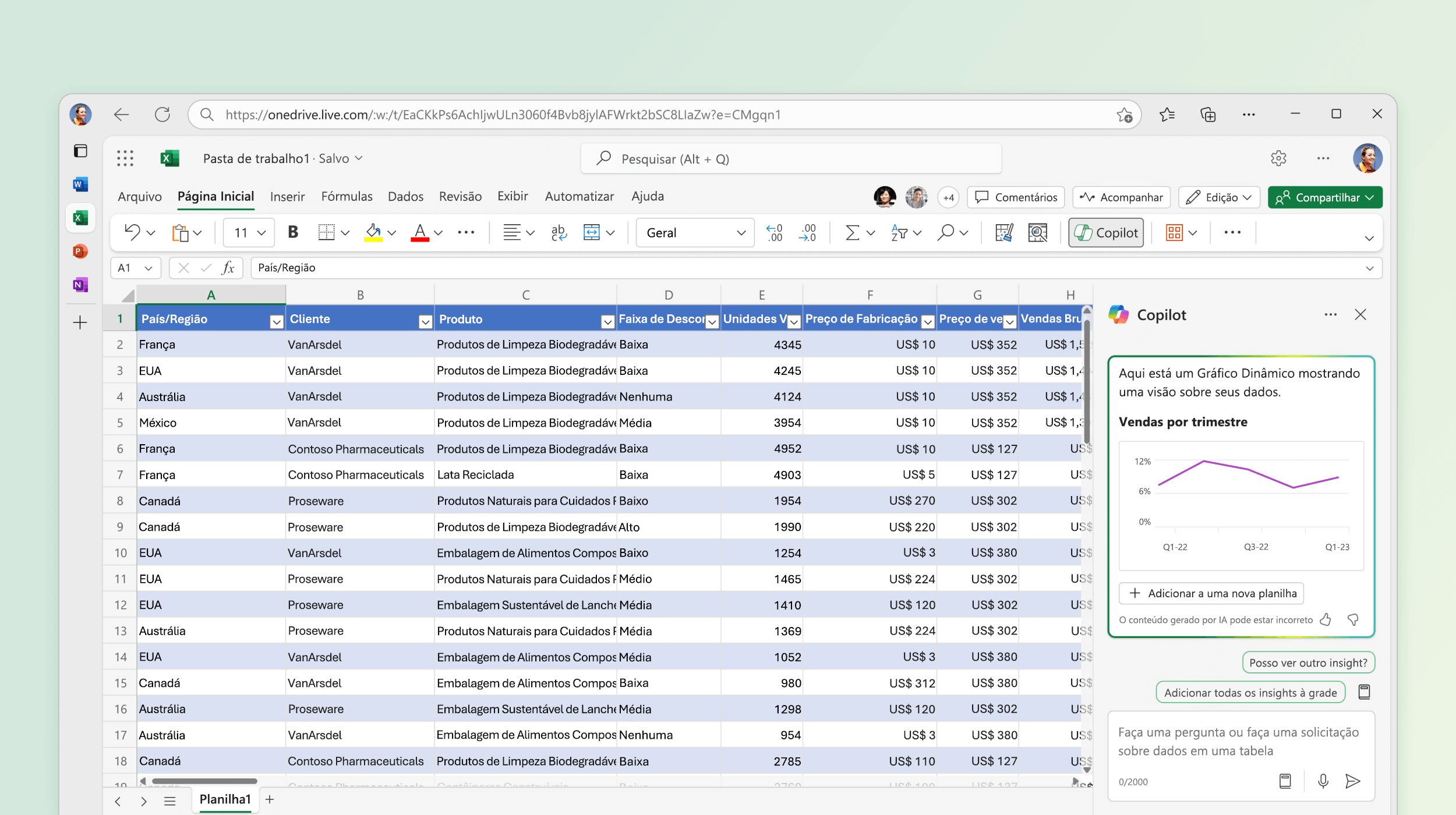 A captura de tela mostra o Copilot no Excel identificando insights de dados existentes.