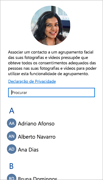 Captura de ecrã da lista que pode utilizar para ligar contactos a agrupamentos faciais.