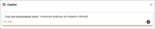 Captura de ecrã da introdução de pedidos para criar uma apresentação com o Copilot.