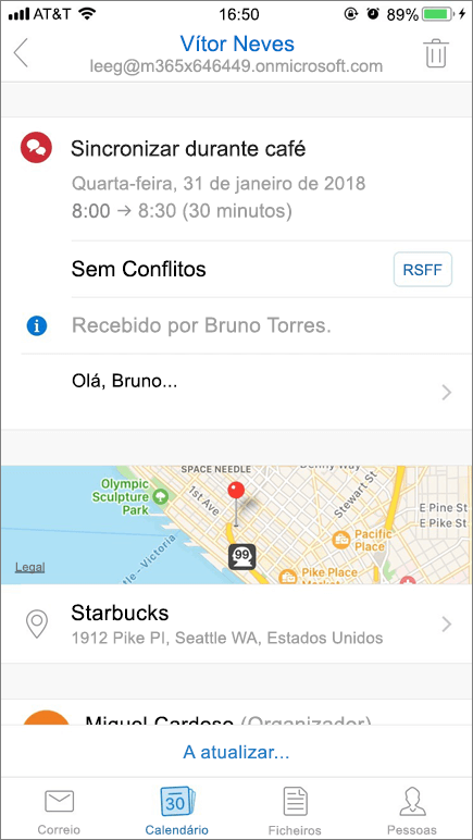 Captura de ecrã a apresentar o ecrã de um dispositivo móvel com um item de convite no calendário.