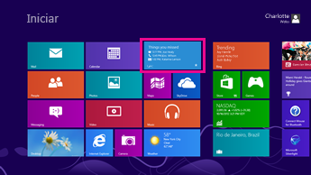 Captura de ecrã do Ecrã inicial do Windows com as atualizações de estado no mosaico do Lync realçado