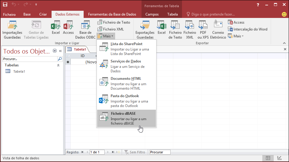 Screenshot do Access com opção dBASE File selecionado no separador de fita de dados exernais