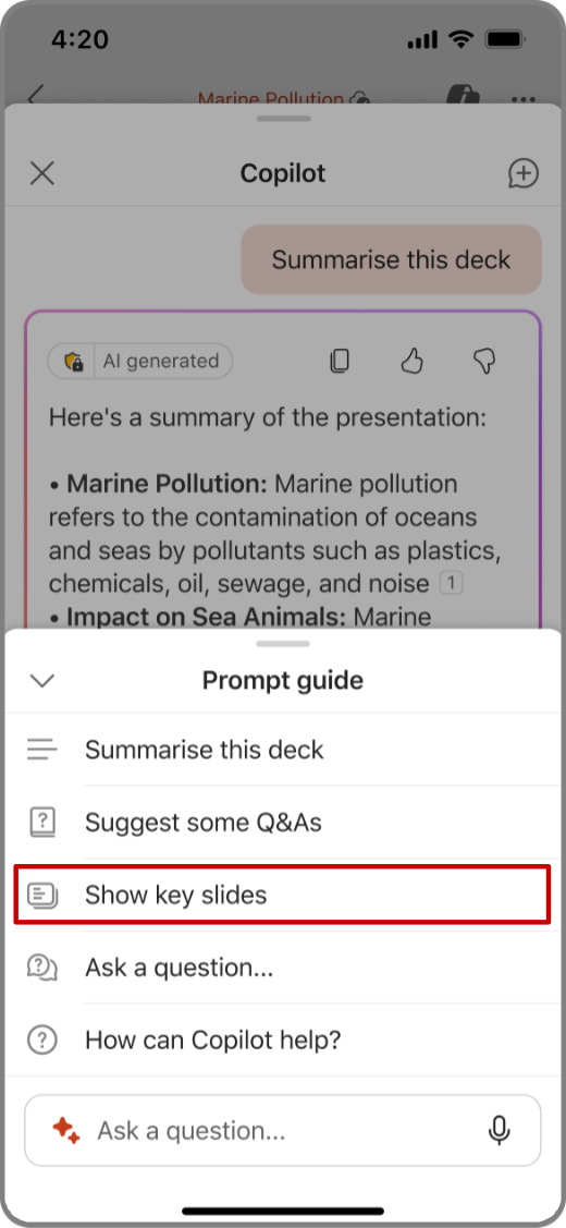Captură de ecran cu Copilot în PowerPoint pe dispozitivul iOS, cu solicitarea de afișare a diapozitivelor cheie
